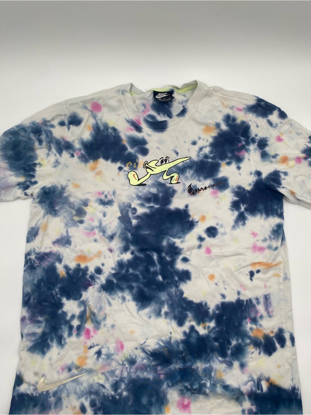 Nike Multicolor Tie-Dye Tempo T with QR code plastic tag Size M